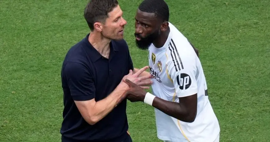 ألابا وروديغر يغيبان عن خطط تشابي ألونسو في ريال مدريد