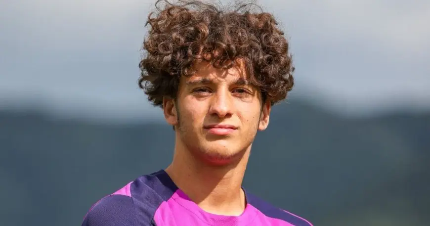برشلونة يتعاقد مع نجم كرواتي ذو أصول جزائرية لتعزيز صفوفه