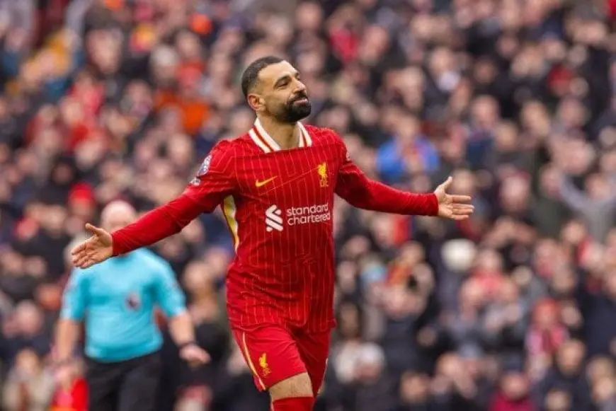 محمد صلاح يتفوق على ميسي ويحقق لقب أفضل جناح في العالم لعام 2025