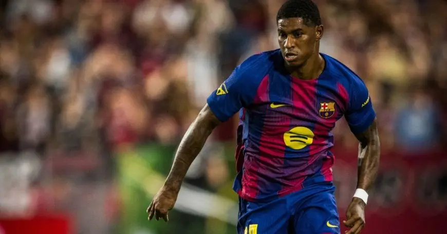 برشلونة يتألق بفوز مذهل وراشفورد يحقق أول هدف له مع الفريق