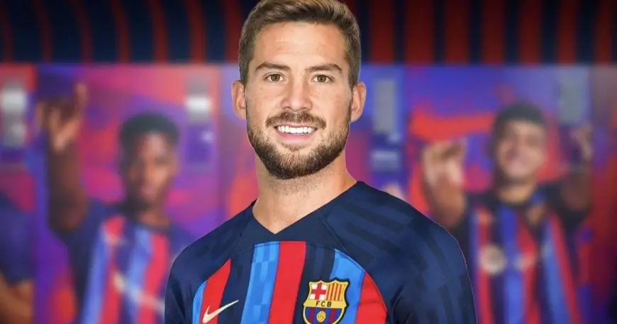 برشلونة يودع إنييغو مارتينيز رسمياً قبيل انتقاله إلى النصر