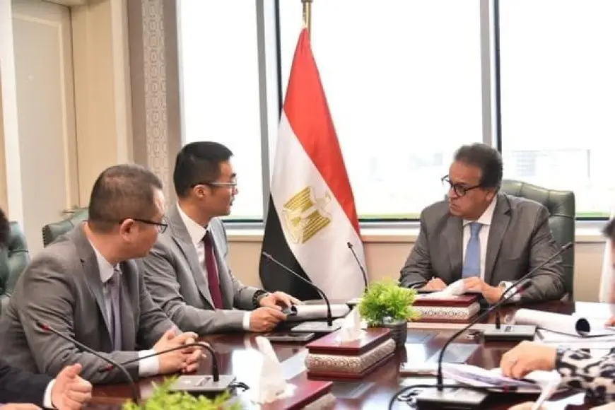وزير الصحة ورئيس هواوي يتباحثان في تعزيز استخدام تقنيات الذكاء الاصطناعي في الرعاية الصحية