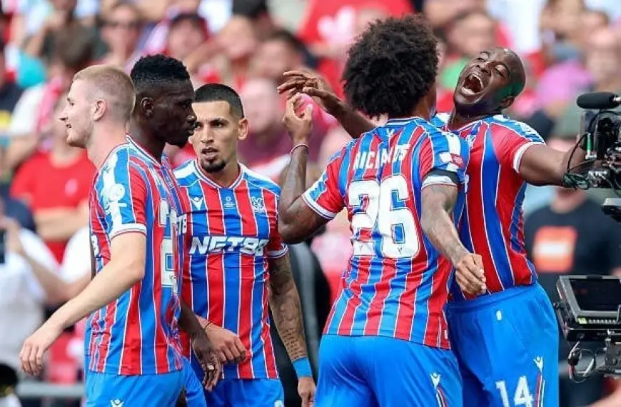 كريستال بالاس يحقق انتصارا مثيرا على ليفربول بركلات الترجيح ويتوج بكأس الدرع الخيرية فيديو