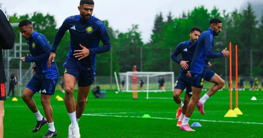 الاتحاد يقرر الابتعاد عن التعاقد مع العمري بسبب مغالاة النصر في المطالب المالية