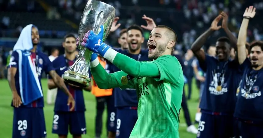 شوفالييه يتحدث عن تألق دوناروما وحفلات الفرح بعد أول كأس في مسيرته