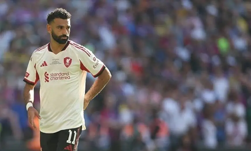 محمد صلاح يتصدر التشكيلة الأساسية لليفربول في مواجهة بورنموث بالدوري الإنجليزي