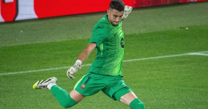 غارسيا يشارك في حماية مرمى برشلونة راشفورد يحتل مركز البديل في انطلاق مسيرة بطل الليغا
