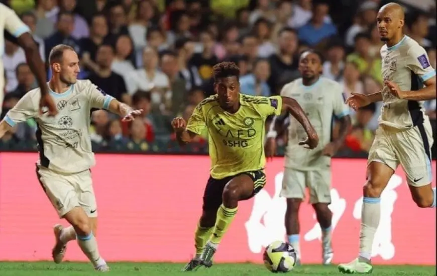 النصر يحقق فوزاً تاريخياً على الاتحاد بعشرة لاعبين ويتأهل لنهائي كأس السوبر السعودي