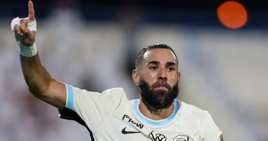 تشكيلة مثالية مذهلة للجولة الأولى بالدوري السعودي بقيادة بنزيما وغياب رونالدو