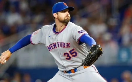 Holmes Delivers Standout Performance to Boost Mets’ Playoff Hopes in Crucial Win