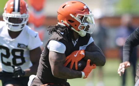 Fantasy Football Week’s Must-Play and Bench Guide: Geno Smith, Quinshon Judkins, Juwan Johnson