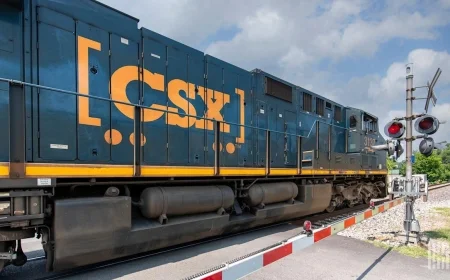 CSX CEO Hinrichs Steps Down in Surprise Move