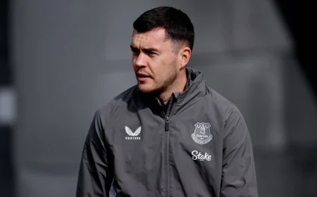 Michael Keane Ready to Challenge David Moyes with Everton Contract Insights