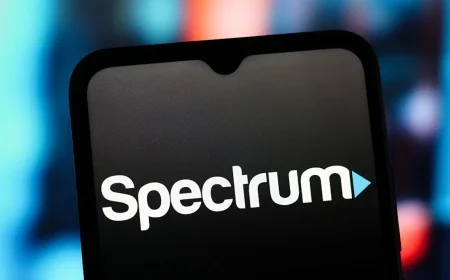 Stray Bullet Causes Spectrum Internet Outage in Dallas According to Spokesperson