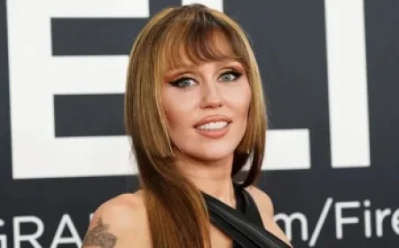 Lauren Sanchez Stuns in Eye-Catching Mini Dress at Sydney Sweeney’s Party