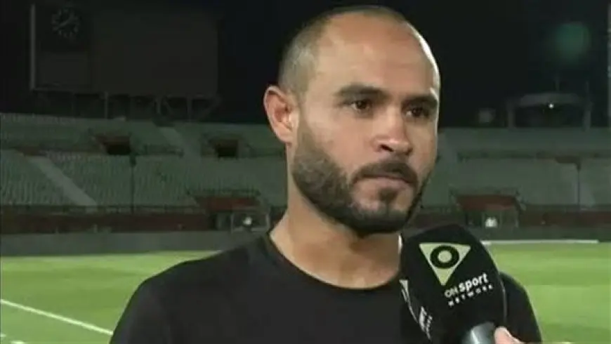 محمد الشيخ يحفز لاعبي دجلة بين الشوطين بالقول أنتوا جامدين وسنحقق الفوز