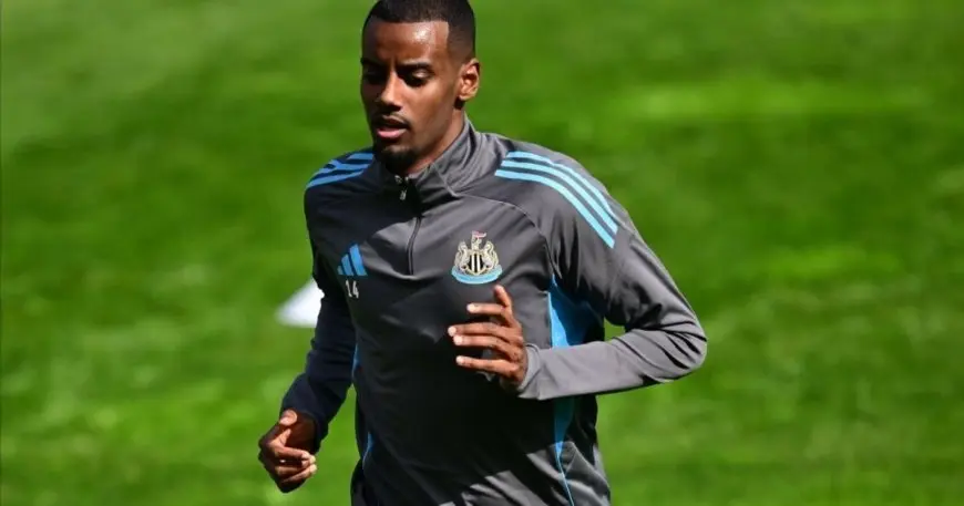 ليفربول يستعد لدفع مبلغ قياسي للتعاقد مع اللاعب إيزاك