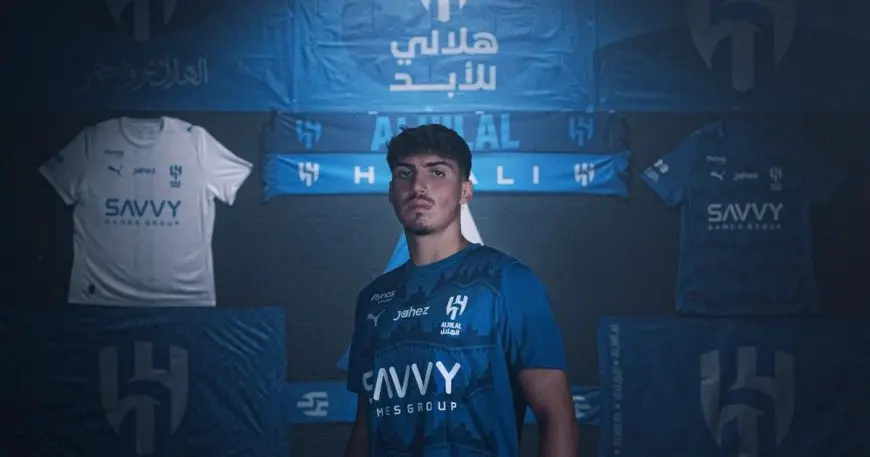 الهلال يتعاقد مع المدافع التركي أكتشيشيك وفنربخشة يكشف تفاصيل الصفقة الماليّة