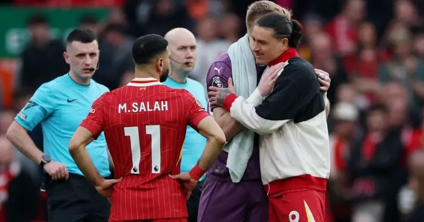 محمد صلاح يحث جمهور ليفربول على دعم نونيز ودياز وعدم التقليل من قيمتهما