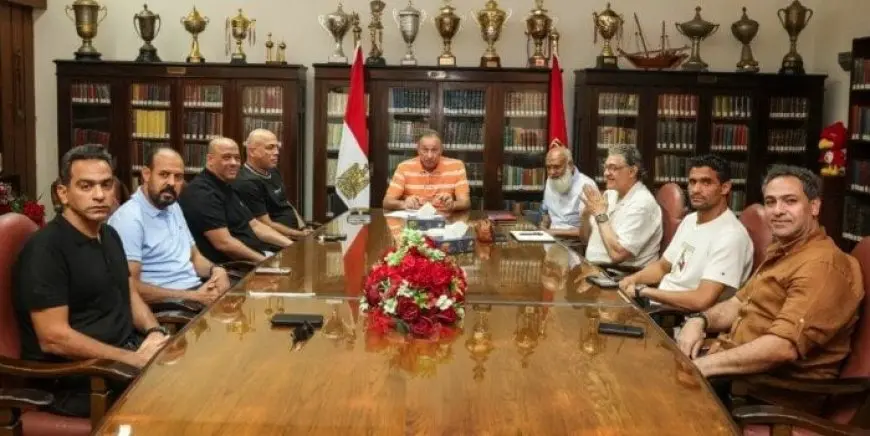 اجتماع محمود الخطيب مع الجهاز الفني الجديد للأهلي يكشف تفاصيل مثيرة