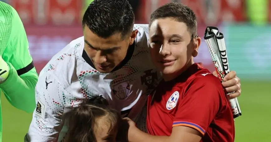 رونالدو يحتفل بصداقة جديدة ويشارك فيديو مثير لمدة 57 ثانية