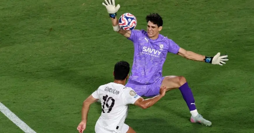 الهلال يضم حارس مرمى فرنسي واعد حتى عام 2027 لتعويض ياسين بونو