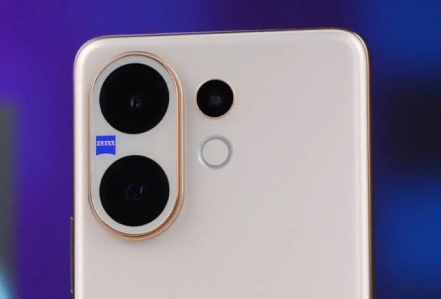 اكتشف مواصفات وأسعار هاتف Vivo V60 بكاميرته الاستثنائية