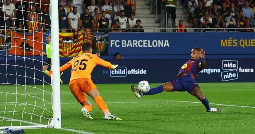برشلونة يبدع في إذلال فالنسيا بسداسية ساحقة رغم غياب يامال