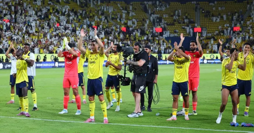 كريستيانو رونالدو يعبّر عن شكره لجمهور النصر ويؤكد استمراره في القتال لتحقيق الانتصارات