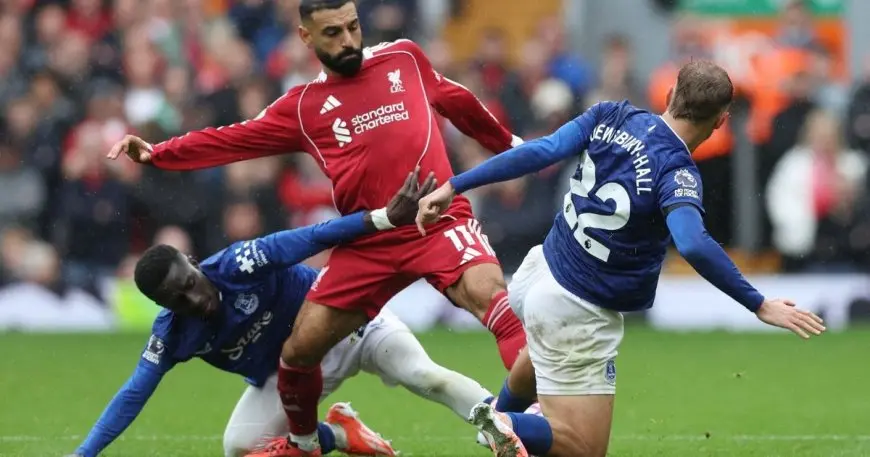 ليفربول يصنع التاريخ في ديربي مرسيسايد ويواصل سحق شباك المنافسين