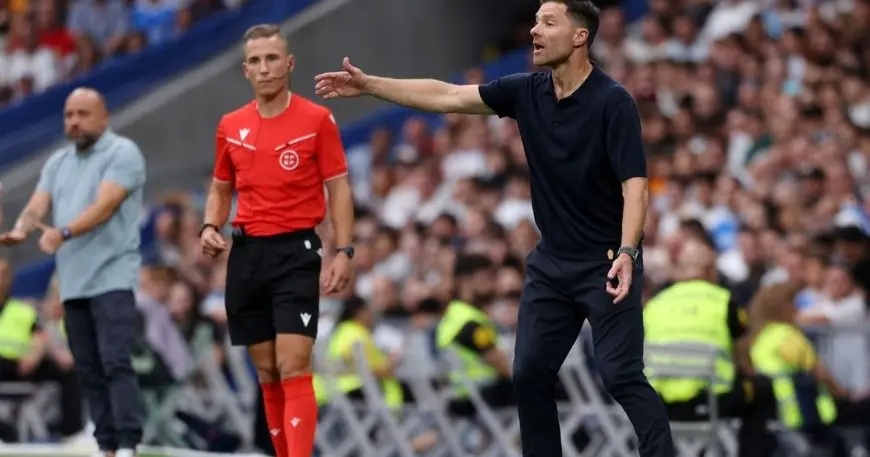 ألكسيس ألونسو يؤكد استمرار تطور ريال مدريد بعد الانتصار وعدم مواجهة صعوبات