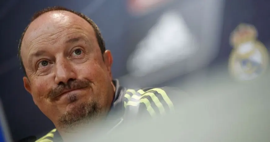 بينيتيز الأسطورة يسعى للعودة إلى الدوري الإنجليزي الممتاز
