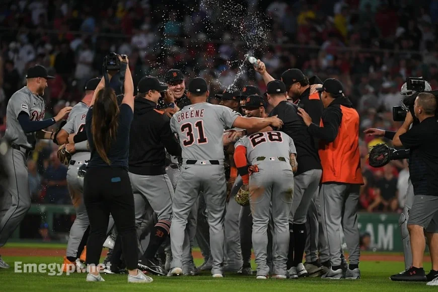 Tigers Secure Playoff Spot Amid September Slump While AL Central Race Remains Intensely Competitive