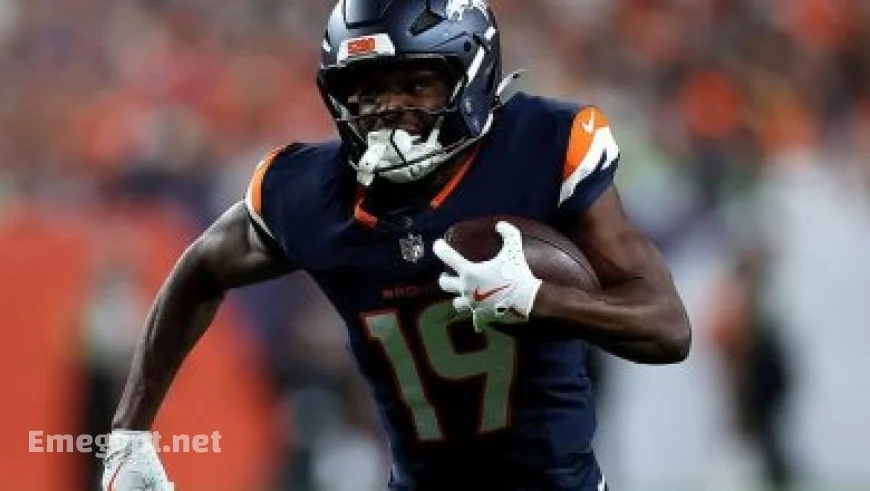 Dolphins Star WR Tyreek Hill Suffers Severe Knee Injury Taken to Hospital After Being Carted Off Field