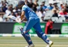 India vs Australia 2nd ODI Live Score: Rohit Sharma and Shreyas Iyer Drive India to 86/2 in 20 Overs