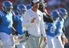 Oklahoma Fans Mock Lane Kiffin’s Florida Rumors with ‘Gator Chomp’ at Ole Miss