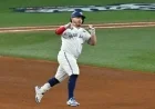 Orlando “El Duque” Hernández Praises Alejandro Kirk’s Efforts, Suggests Medal Honor