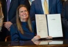 Sanders Celebrates ‘Pro-Life’ Status Amid Ongoing Arkansas Abortions
