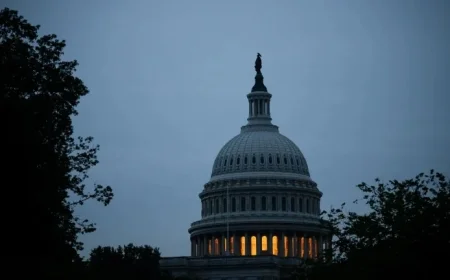 Surprise Drop in Private Payrolls and Government Shutdown Lead to 10-Year Treasury Yield Decline