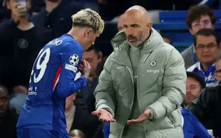 Mourinho’s Stamford Bridge Reception Highlights Maresca’s Challenge with Chelsea