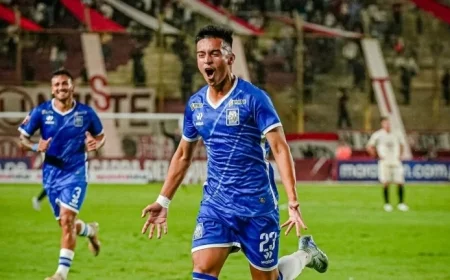 Universitario Faces Challenging Test Against Alianza Atlético in Pursuit of Clausura Title