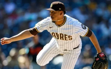 Padres Reliever Fires Back at Cubs After Being Released