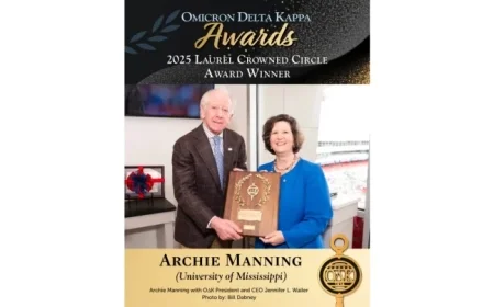 Archie Manning Earns Prestigious Laurel Crowned Circle Award from Omicron Delta Kappa for 2025