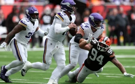 Carson Wentz Exits Early with Shoulder Injury but Makes Comeback for Second Half Start