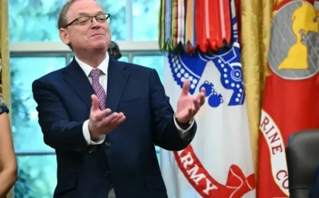 White House Warns of Massive Layoffs as US Government Shutdown Worsens