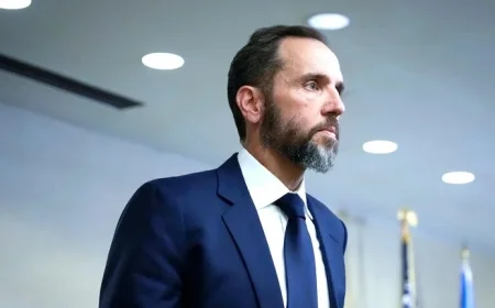 FBI reveals Jack Smith monitored communications of nearly a dozen GOP senators during January 6 investigation