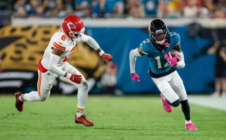 Jaguars Rookie WR Travis Hunter Stuns with Incredible Catch and Faces Injury Scare at CB