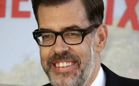 Richard Osman Tops Bestsellers List for Second Consecutive Week as Fortune Hunters Reign