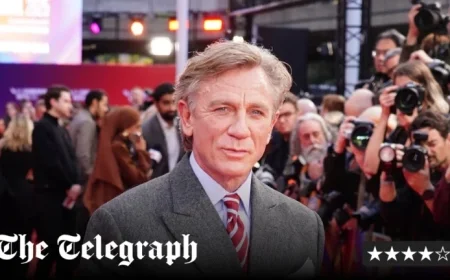 Daniel Craig’s Knives Out Detective Should Outshine His Bond Legacy