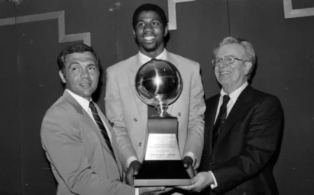 Magic Johnson announced as grand marshal for 137th Rose Parade